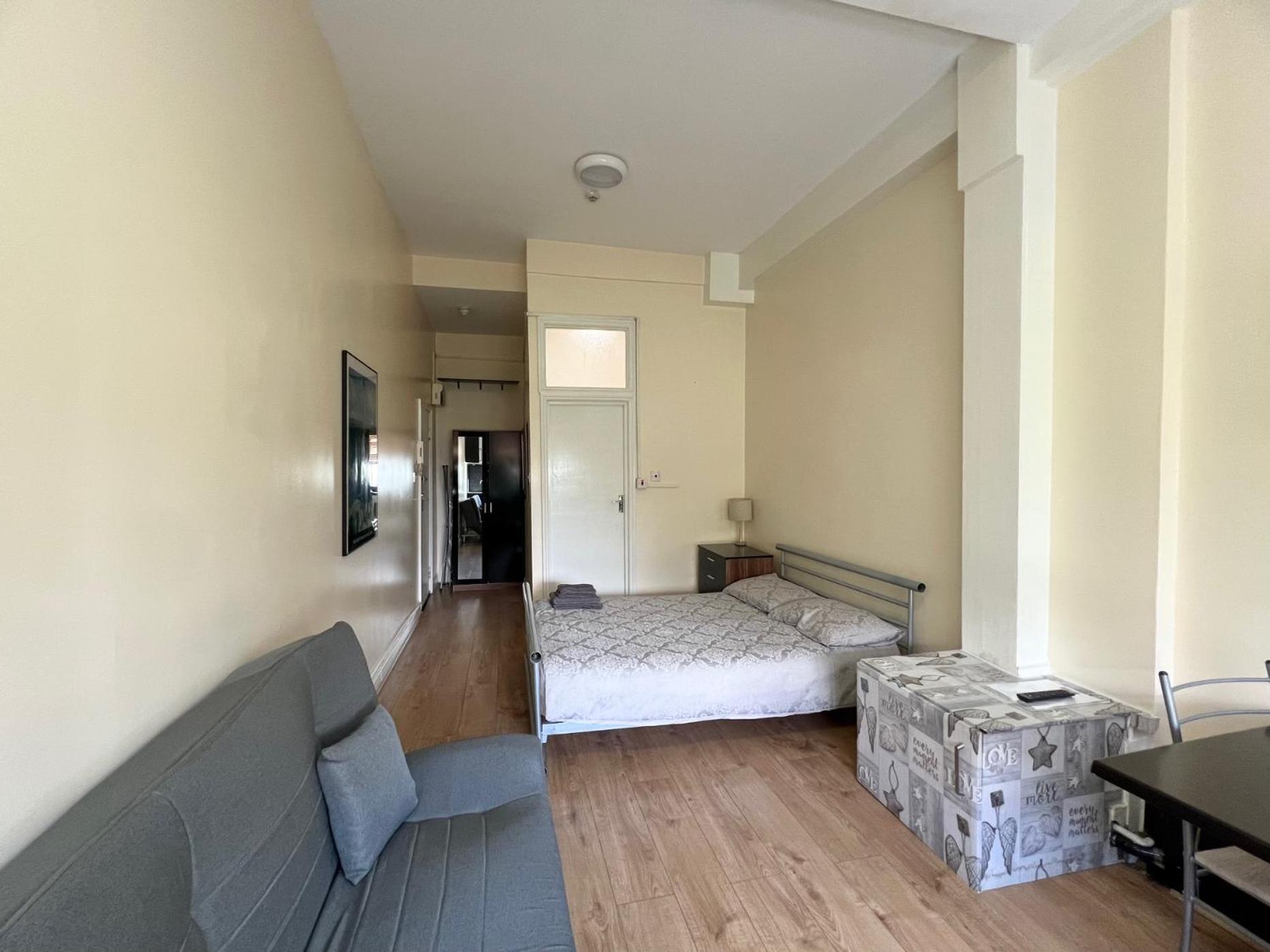 Comfy Apartments - Finchley Road London Bagian luar foto