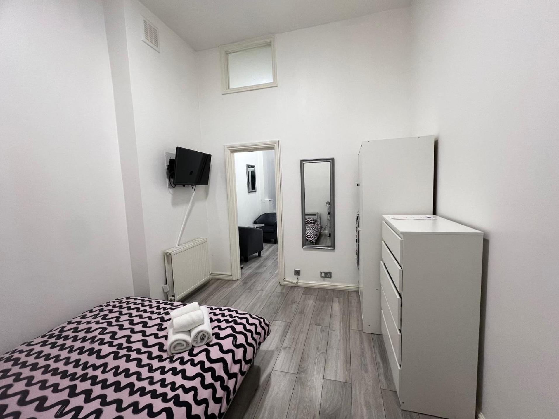 Comfy Apartments - Finchley Road London Bagian luar foto